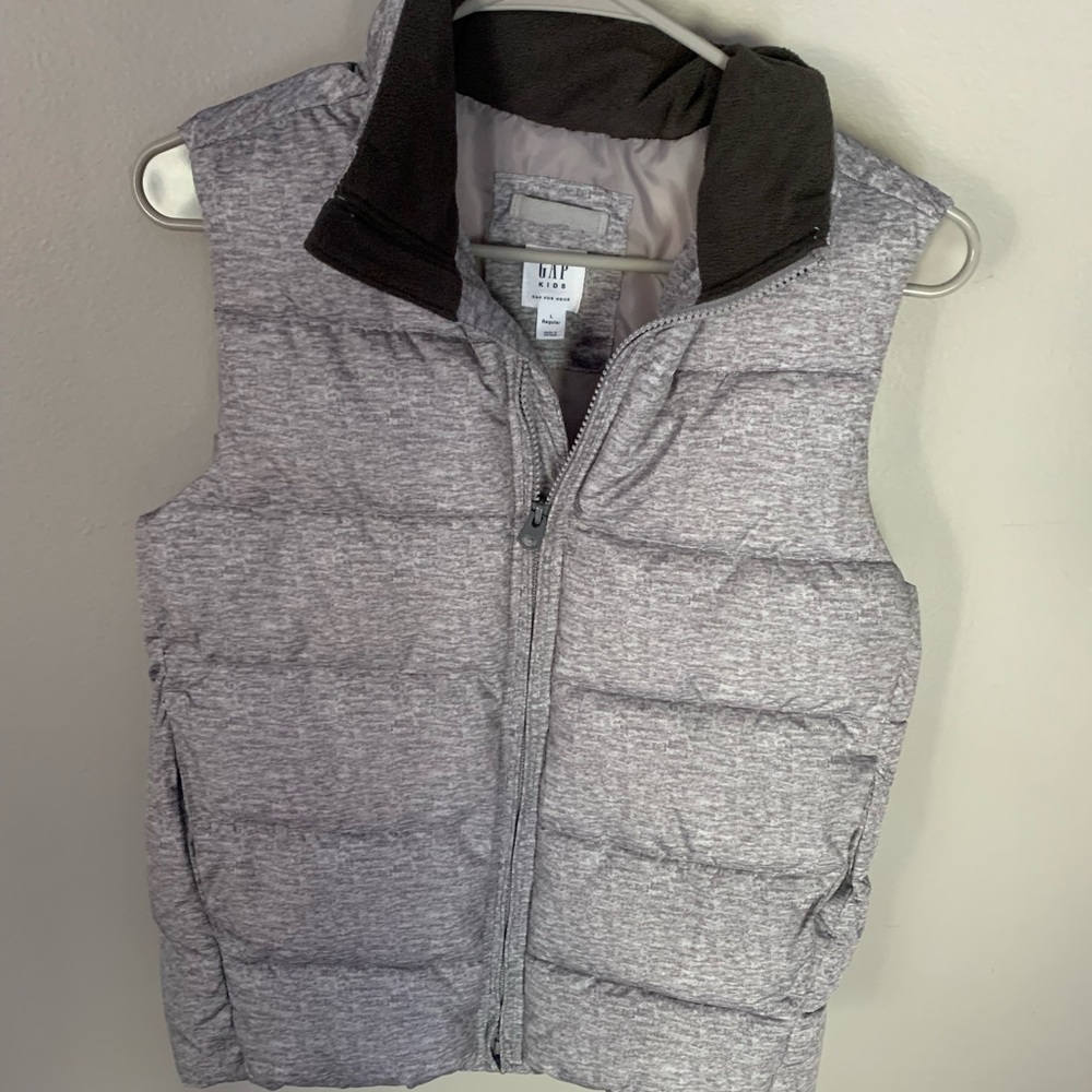 Gap kids gray puffer vest